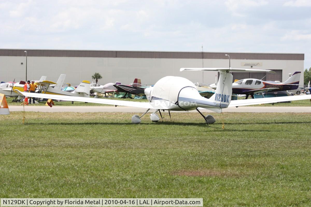 N129DK, 2004 Diamond DA-40 Diamond Star C/N 40.454, Diamond DA40