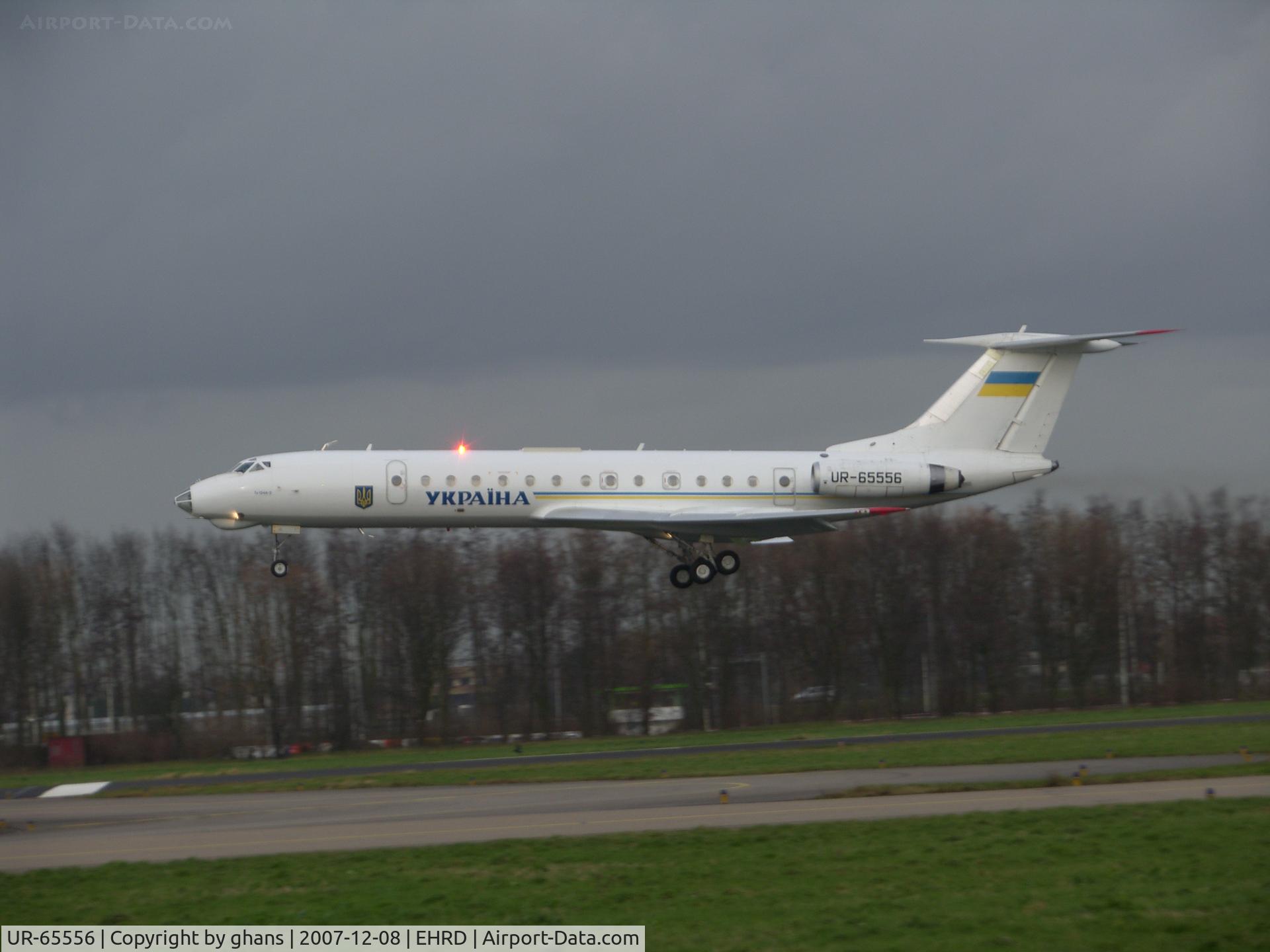 UR-65556, 1984 Tupolev Tu-134A-3 C/N 66372, Landing rw24