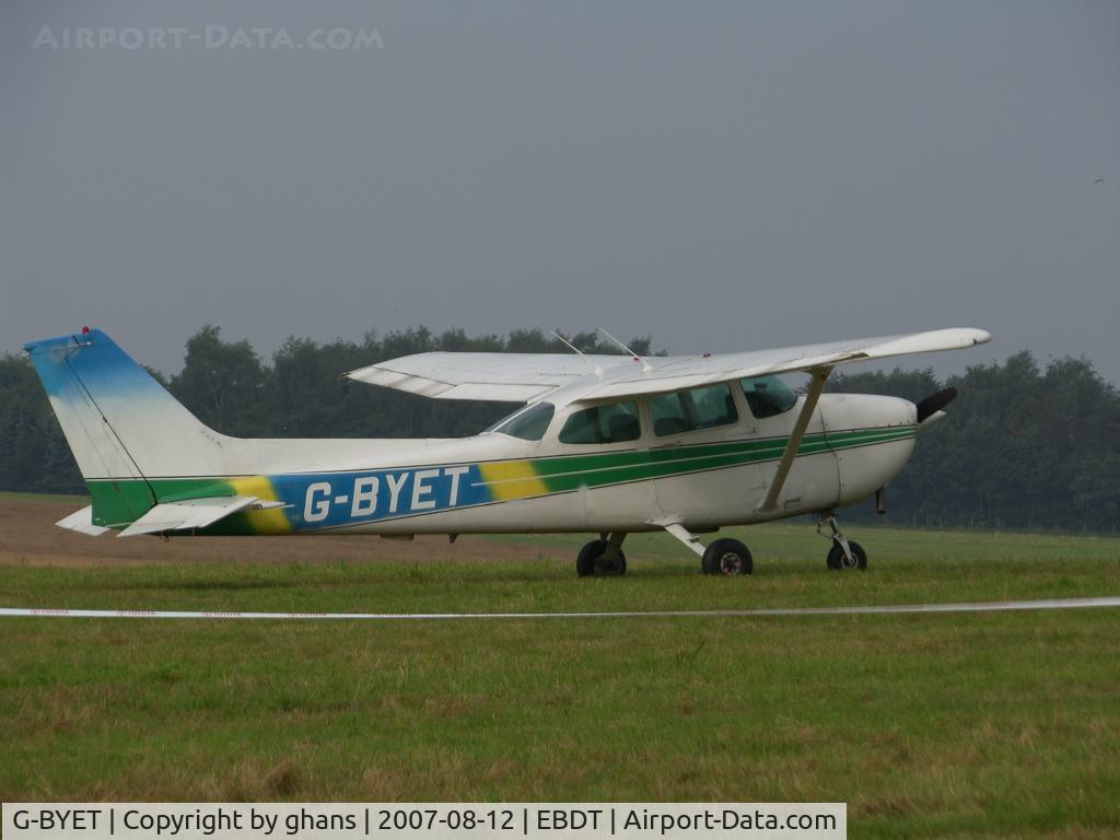 G-BYET, 1982 Cessna 172P C/N 172-75122, At Diest 2007