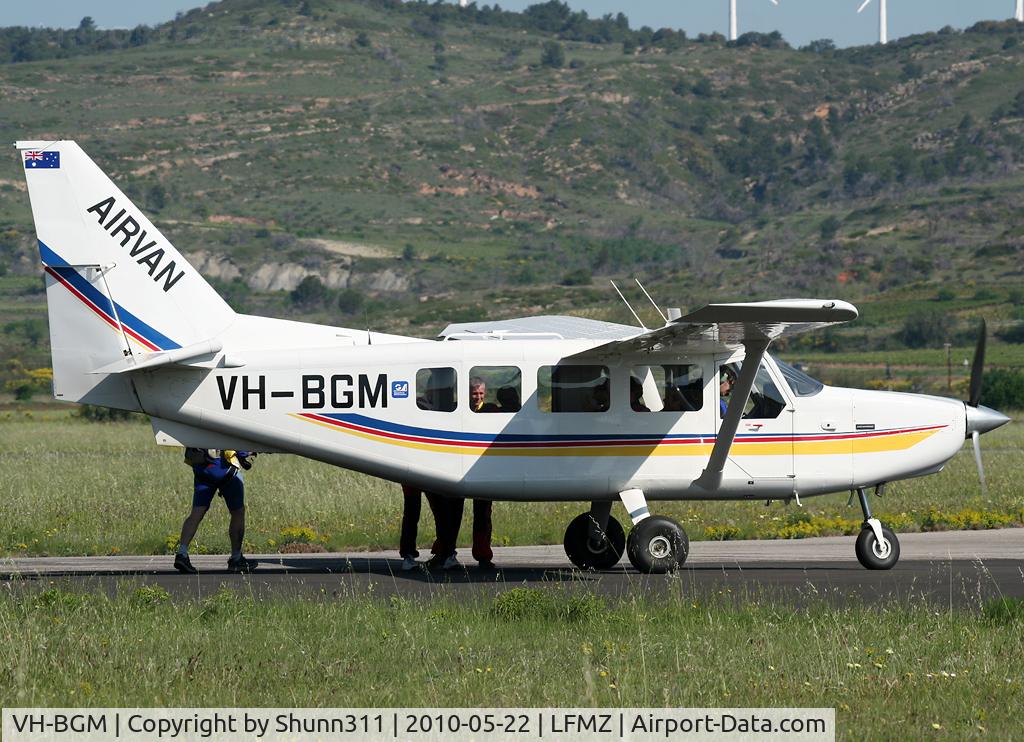 VH-BGM, Gippsland GA-8-TC320 Airvan Airvan C/N GA8-TC320-08-140, Used for paratrooping...