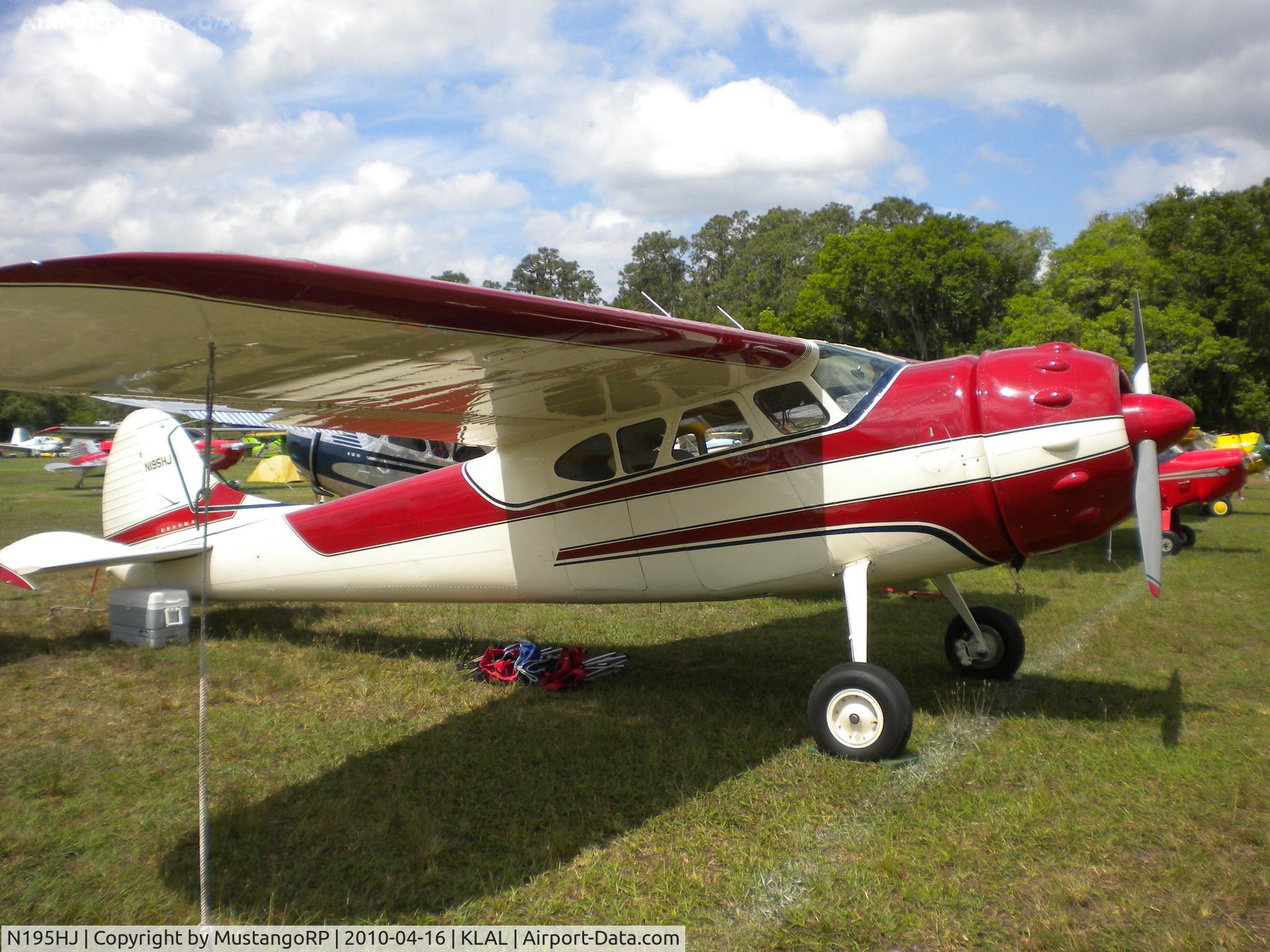 N195HJ, 1952 Cessna 195B Businessliner C/N 7880, 1952 Cessna 195B, c/n: 7880