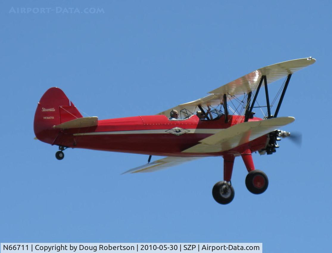N66711, 1941 Boeing IB75A C/N 75-1675, 1941 Boeing Stearman 1B75A, Jacobs R-755B2 275 Hp, Restricted, Experimental class, high speed pass over Rwy 22