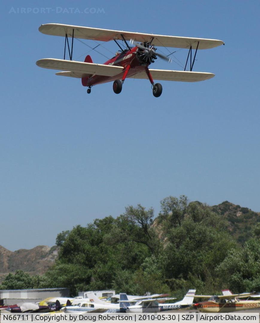 N66711, 1941 Boeing IB75A C/N 75-1675, 1941 Boeing Stearman 1B75A, Jacobs R-755B2 275 Hp, Restricted, Experimental class, high speed pass over Rwy 22