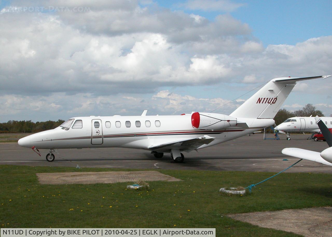 N11UD, 2008 Cessna 525B CitationJet CJ3 C/N 525B-0285, UNIFORM DELTA ON THE TERMINAL APRON