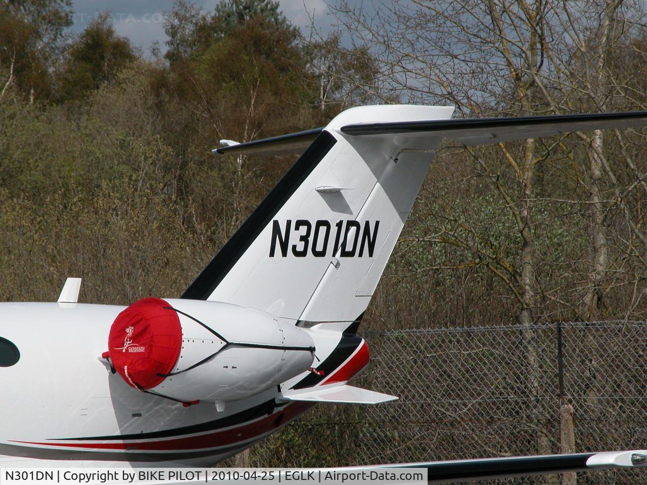 N301DN, 2010 Cessna 510 Citation Mustang Citation Mustang C/N 510-0301, DELTA NOVEMBER ON THE TERMINAL APRON