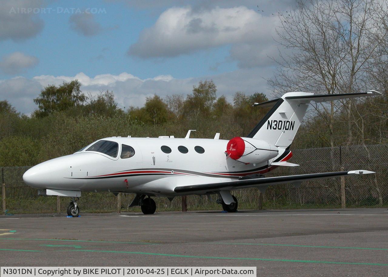 N301DN, 2010 Cessna 510 Citation Mustang Citation Mustang C/N 510-0301, DELTA NOVEMBER ON THE TERMINAL APRON