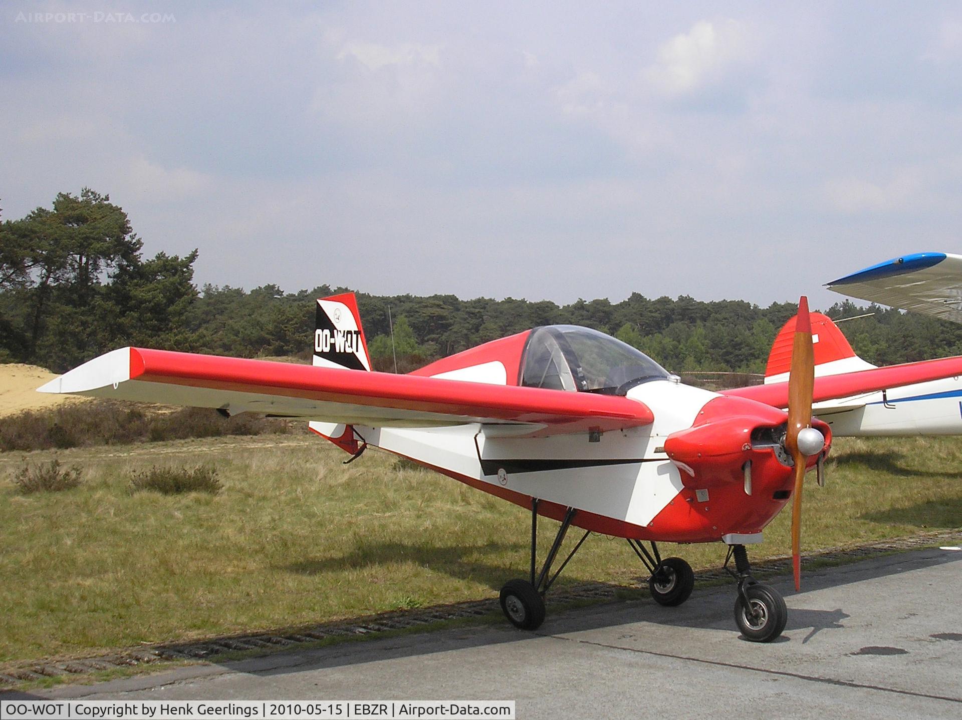 OO-WOT, Tipsy T-66 Nipper 2 C/N 49, Chipmunk & Cirrus Meet , May 2010