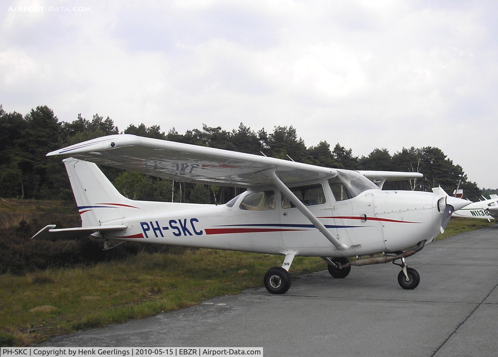 PH-SKC, 1978 Reims F172N Skyhawk C/N F17201673, Chipmunk & Cirrus Meet , May 2010