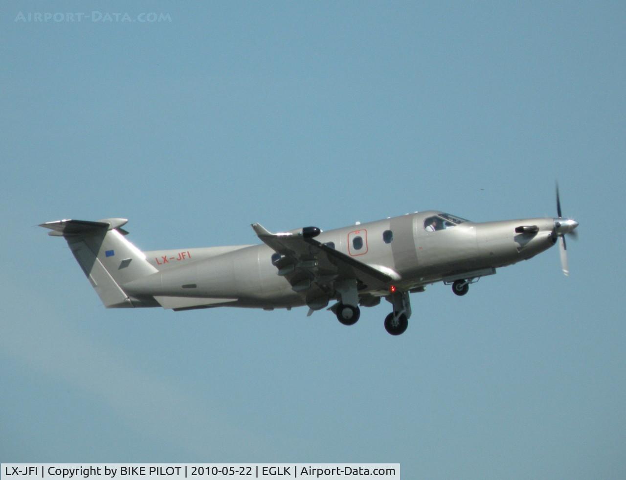 LX-JFI, 2004 Pilatus PC-12/45 C/N 574, CLIMBOUT RWY 07
