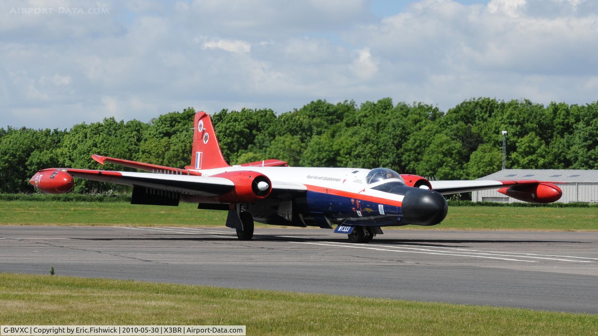 G-BVXC, 1956 English Electric Canberra B(I)8/B.6 Mod C/N EEP71470, 2. WT333 taxying at Bruntingthorpe Cold War Jets Open Day - May 2010