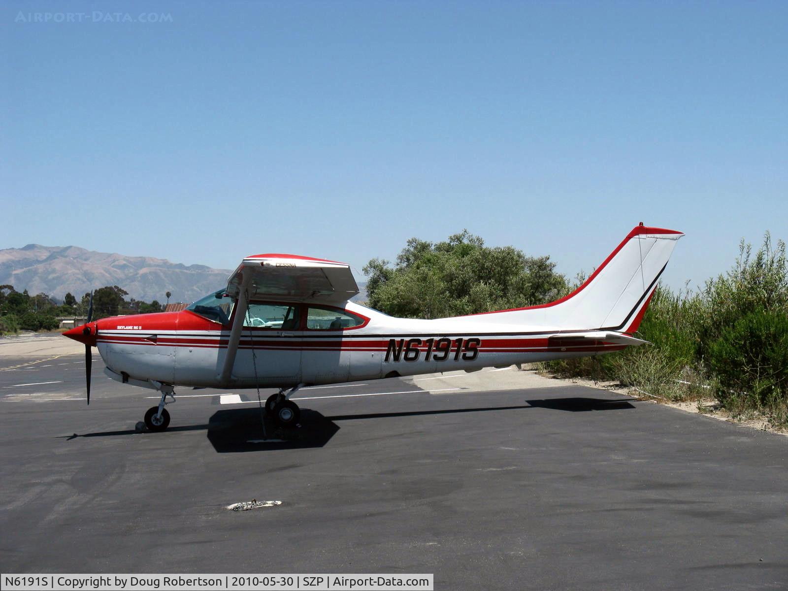 N6191S, 1980 Cessna TR182 Turbo Skylane RG C/N R18201647, 1980 Cessna TR182 SKYLANE RG, Lycoming IO-540-J3C5D 235 Hp, max speed 160 kts (184 mph)