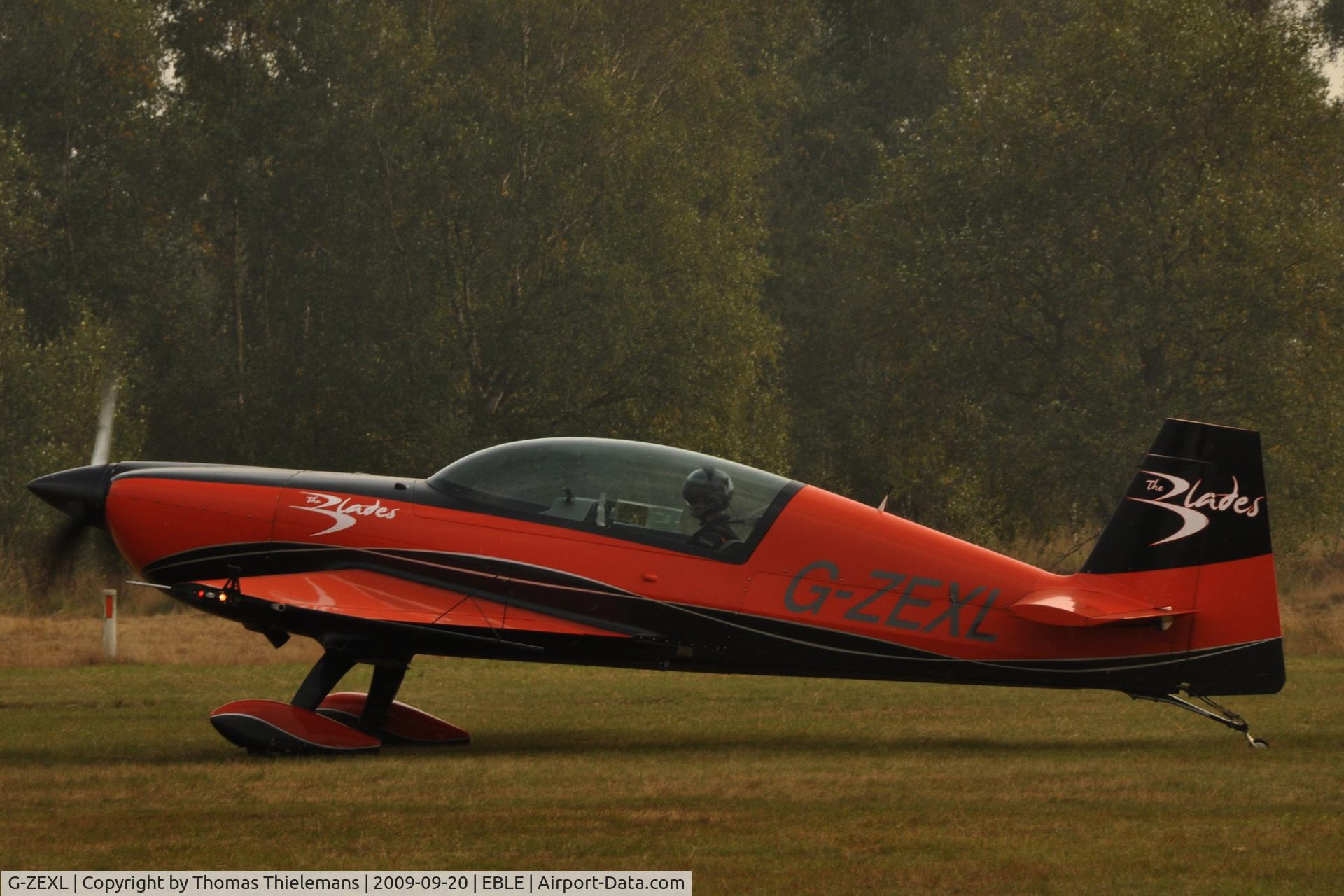 G-ZEXL, 2006 Extra EA-300L C/N 1225, Sanicole Airshow 2009