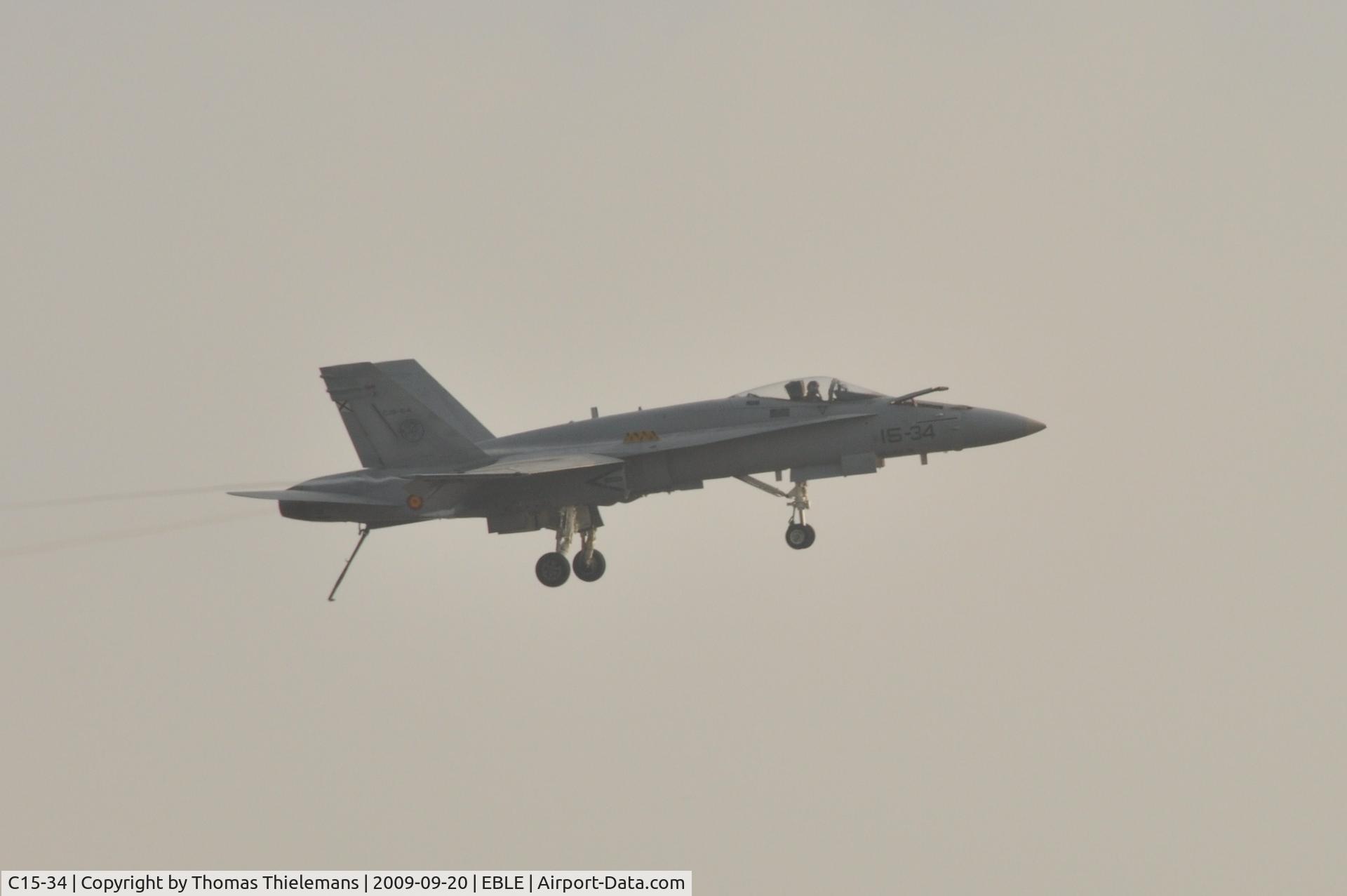 C15-34, McDonnell Douglas EF-18A+ Hornet C/N 0638/A530, Sanicole Airshow 2009