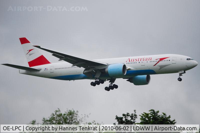 OE-LPC, 2002 Boeing 777-2Z9/ER C/N 29313, 