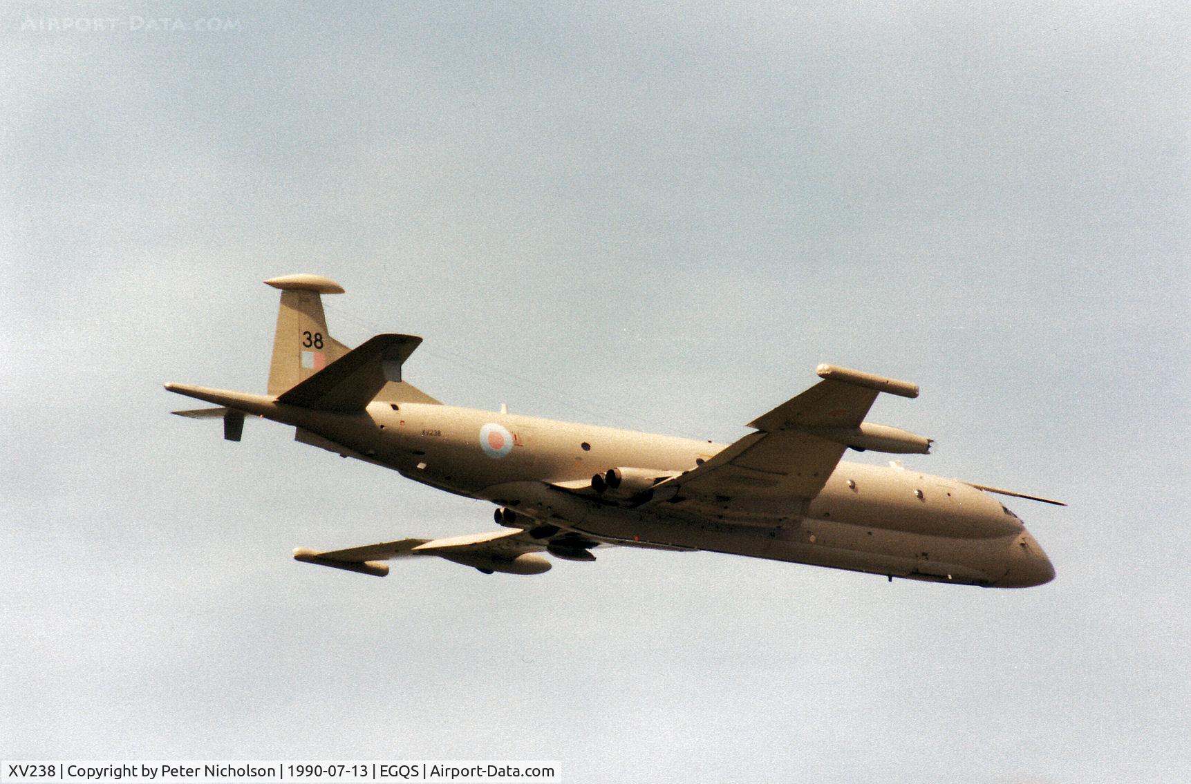 XV238, Hawker Siddeley Nimrod MR.2 C/N 8013, Nimrod MR.2 on a practice approach to RAF Lossiemouth in the Summer of 1990.
