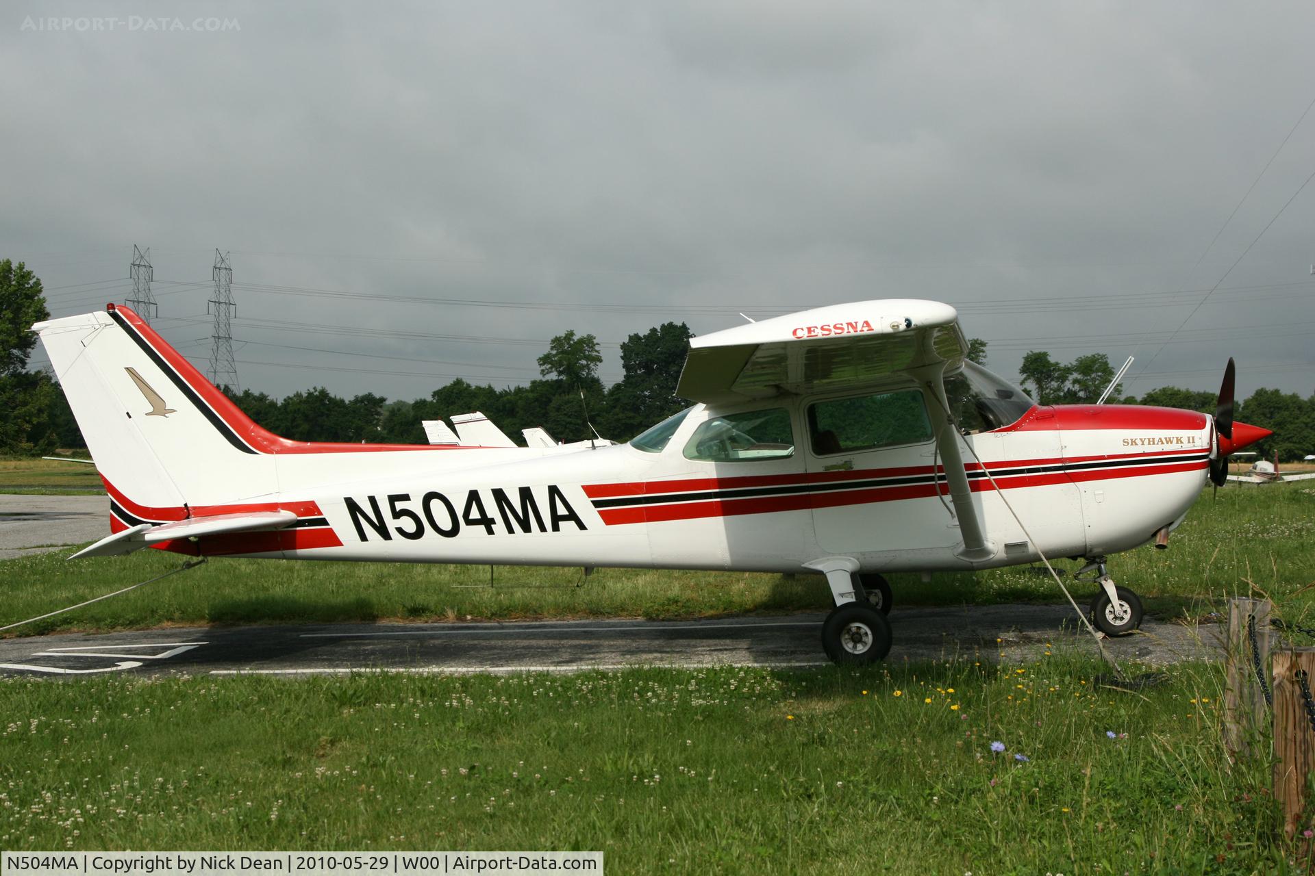 N504MA, 1983 Cessna 172P C/N 17275917, W00