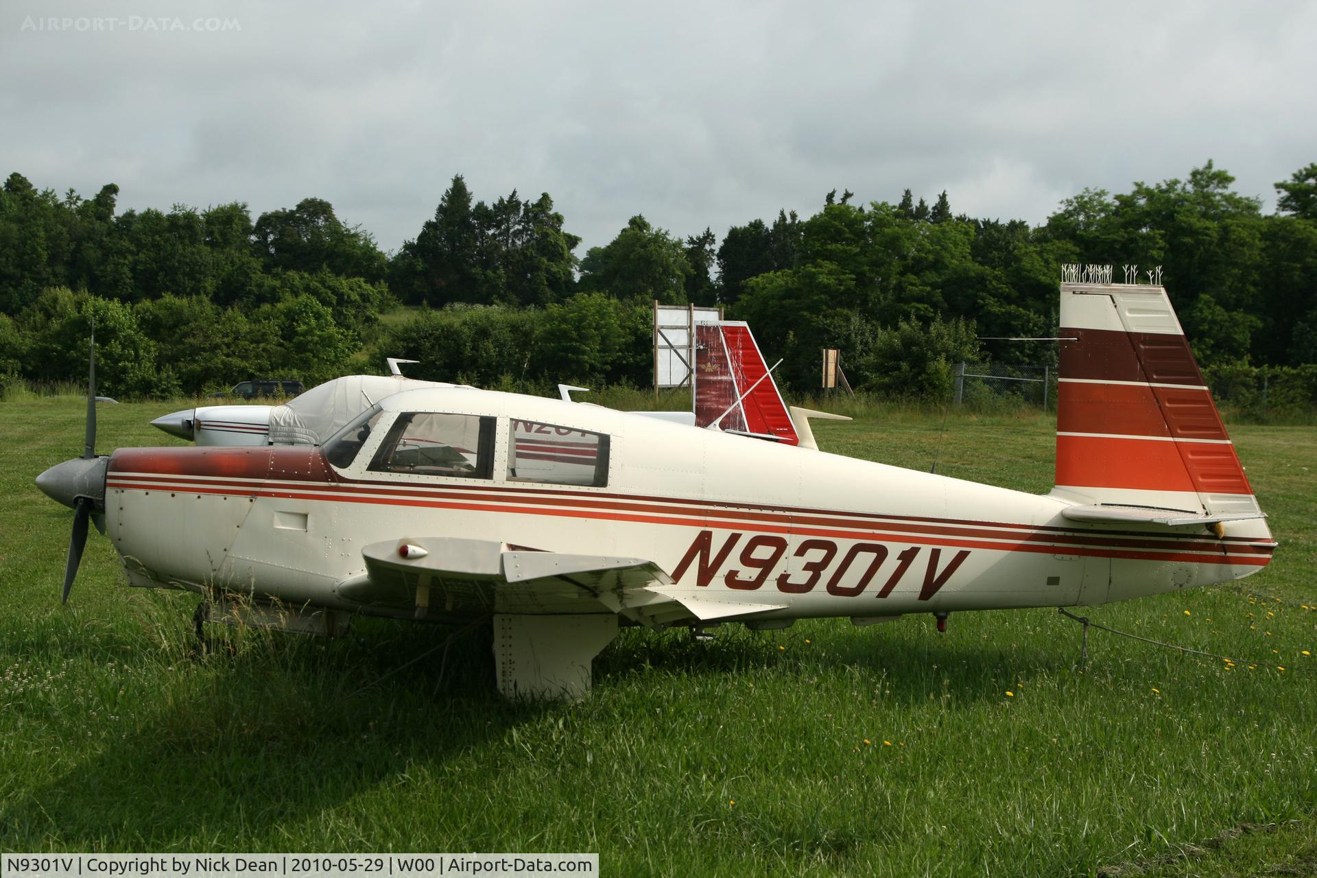 N9301V, 1969 Mooney M20C Ranger C/N 690086, W00