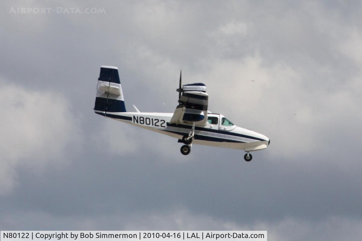 N80122, 1981 Consolidated Aeronautics Inc. LAKE LA-4-200 C/N 1069, Arriving at Lakeland, Florida during Sun N Fun 2010.