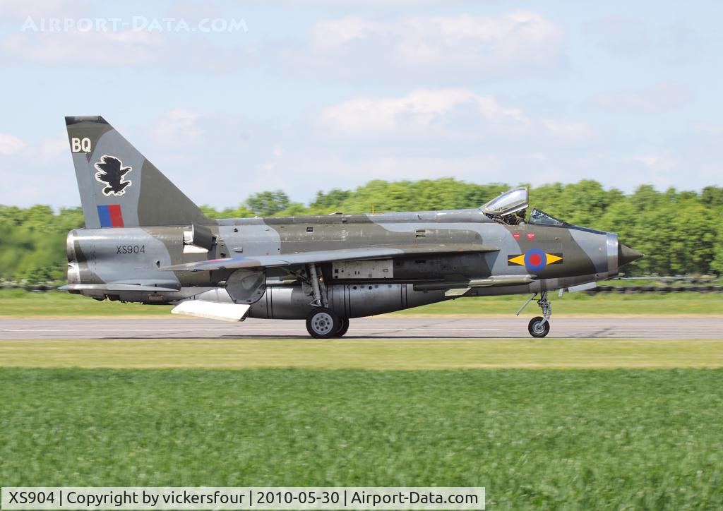 XS904, 1966 English Electric Lightning F.6 C/N 95250, Former Royal Air Force aircraft, wears 11 Squadron markings with code 'BQ'.
