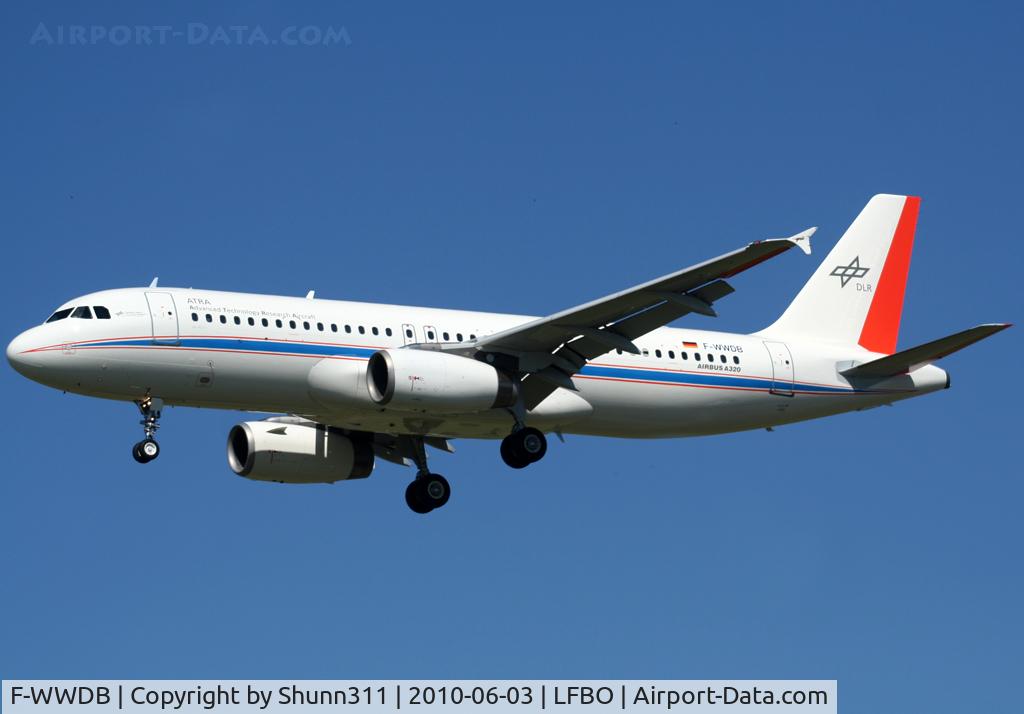 F-WWDB, 1997 Airbus A320-232 C/N 659, C/n 659 - Landing rwy 32L in new c/s