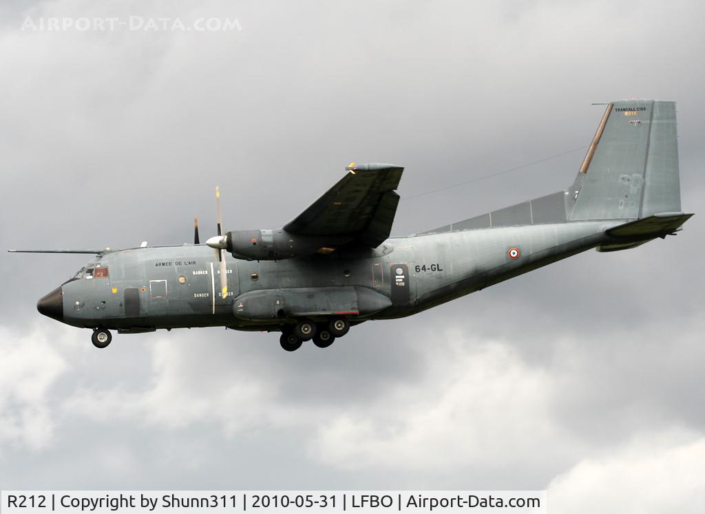 R212, Transall C-160R C/N 215, Landing rwy 32R