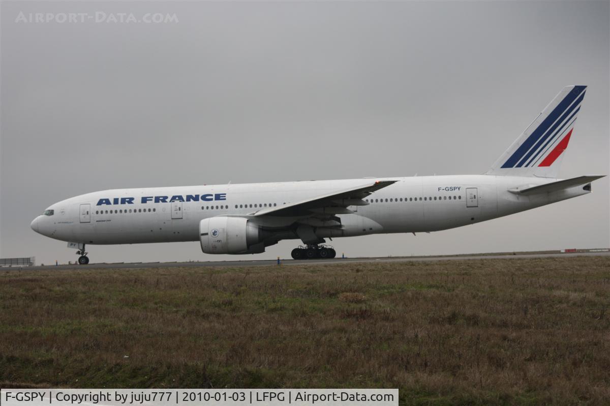 F-GSPY, 2002 Boeing 777-228/ER C/N 32305, on taxi at CDG