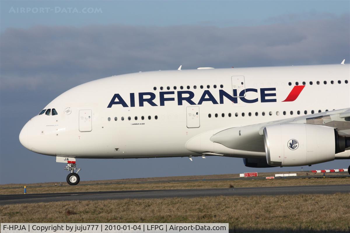 F-HPJA, 2010 Airbus A380-861 C/N 033, on taxi at CDG