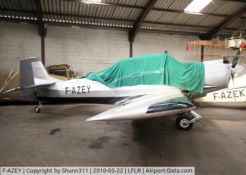 F-AZEY, 1957 Nord 3202-B Master Master C/N 20, Parked into a hangar...