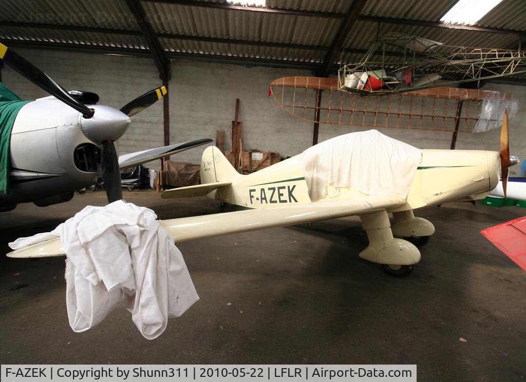 F-AZEK, SIPA 903 C/N 99, Parked into a hangar...