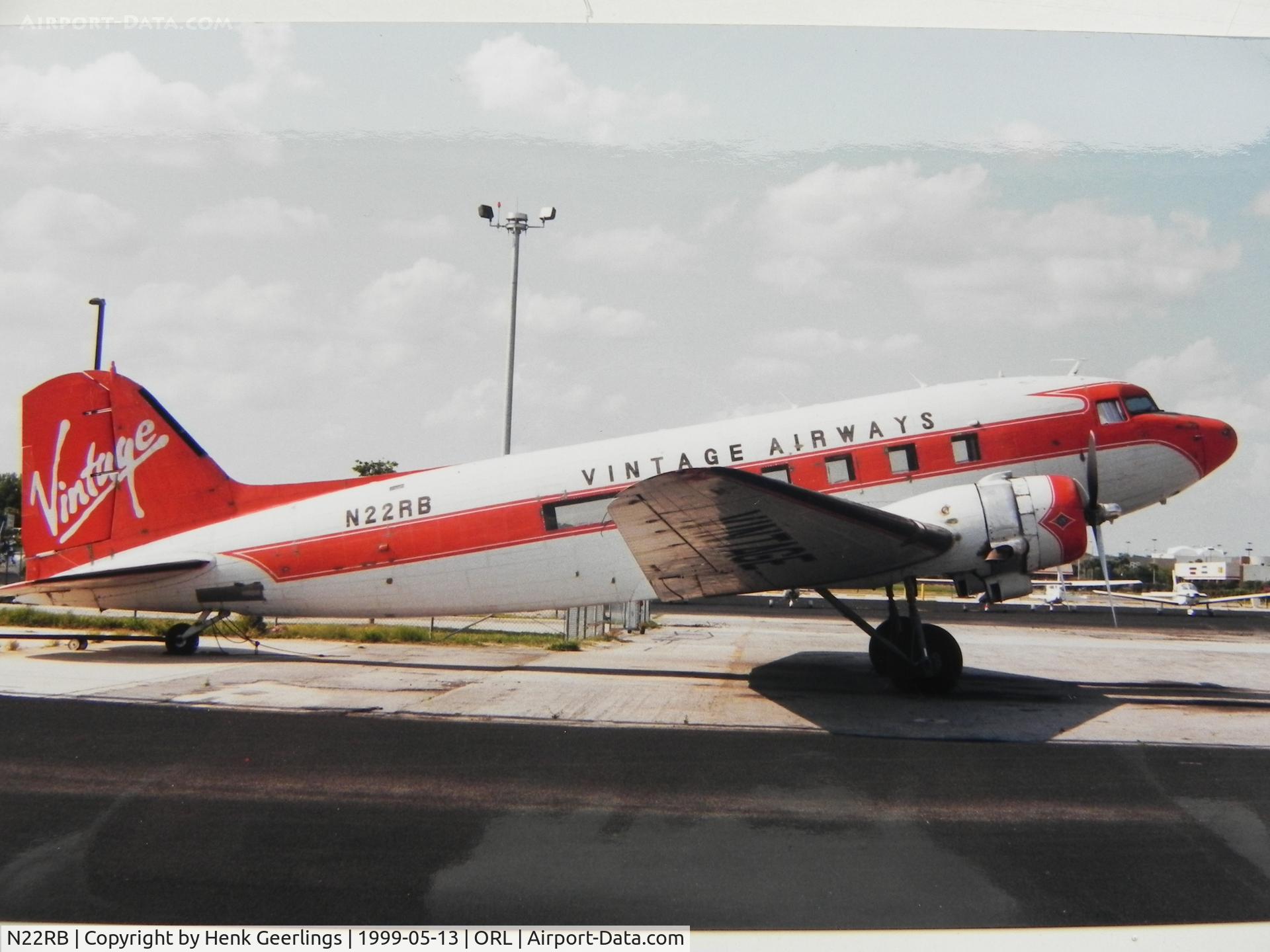 N22RB, 1945 Douglas DC3A C/N 4926, Vintage Airways ; Scan from photo I made in 1999