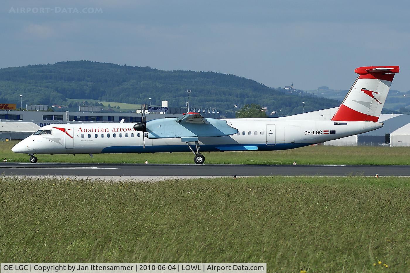 OE-LGC, 2000 De Havilland Canada DHC-8-402Q Dash 8 C/N 4026, Aua