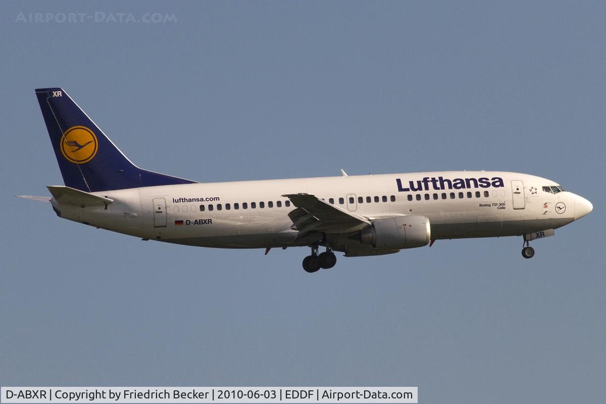 D-ABXR, 1988 Boeing 737-330 C/N 23875, short final RW25R