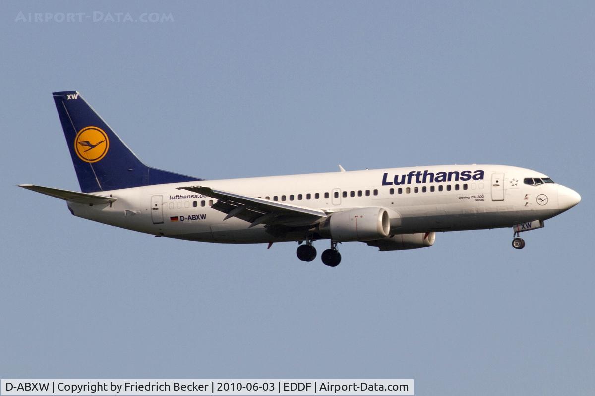 D-ABXW, 1989 Boeing 737-330 C/N 24561, short final RW25R