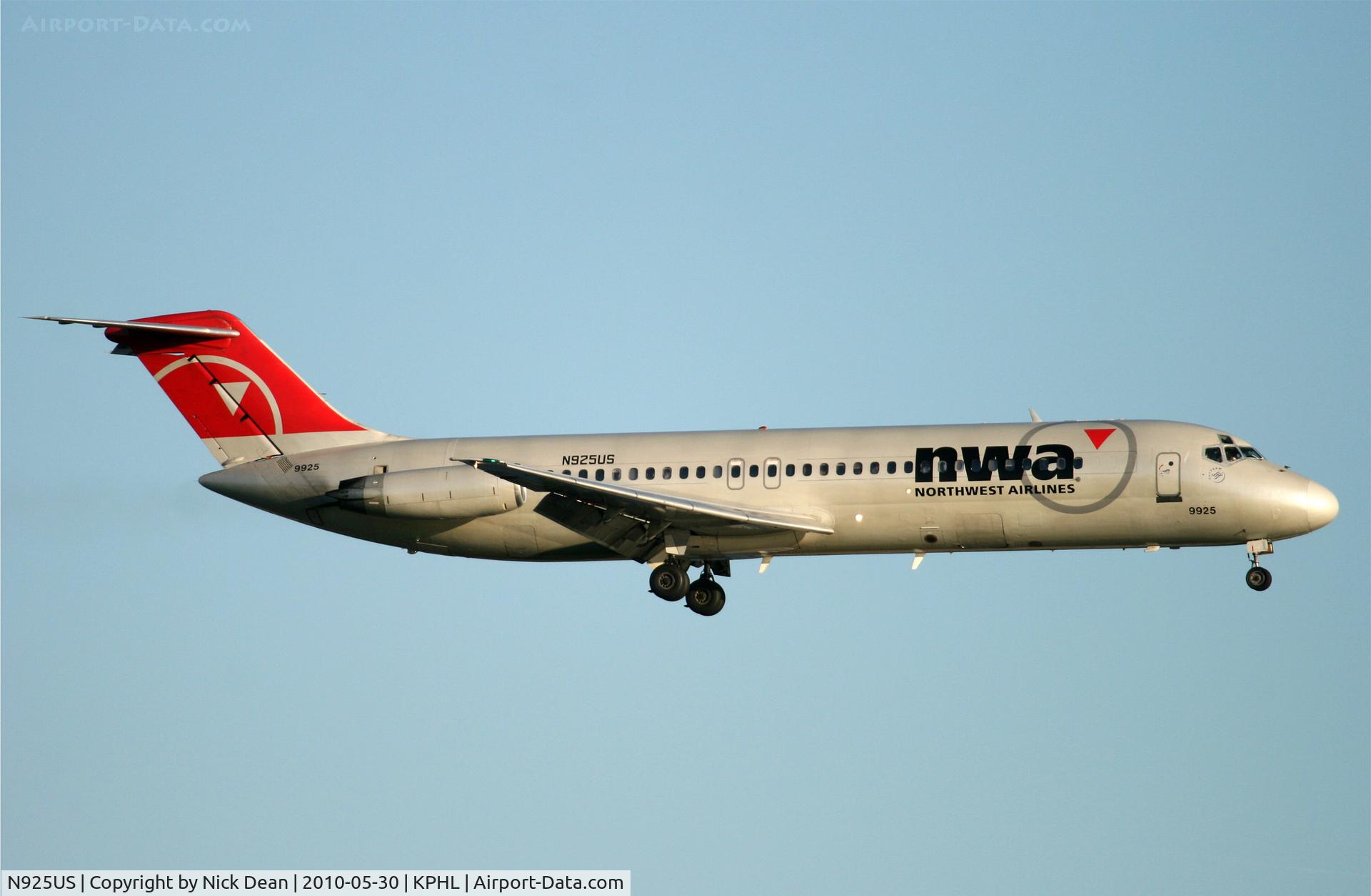 N925US, 1970 Douglas DC-9-32 C/N 47472, KPHL