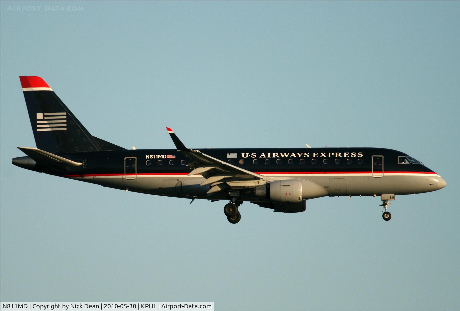 N811MD, 2004 Embraer 170SU (ERJ-170-100SU) C/N 17000028, KPHL