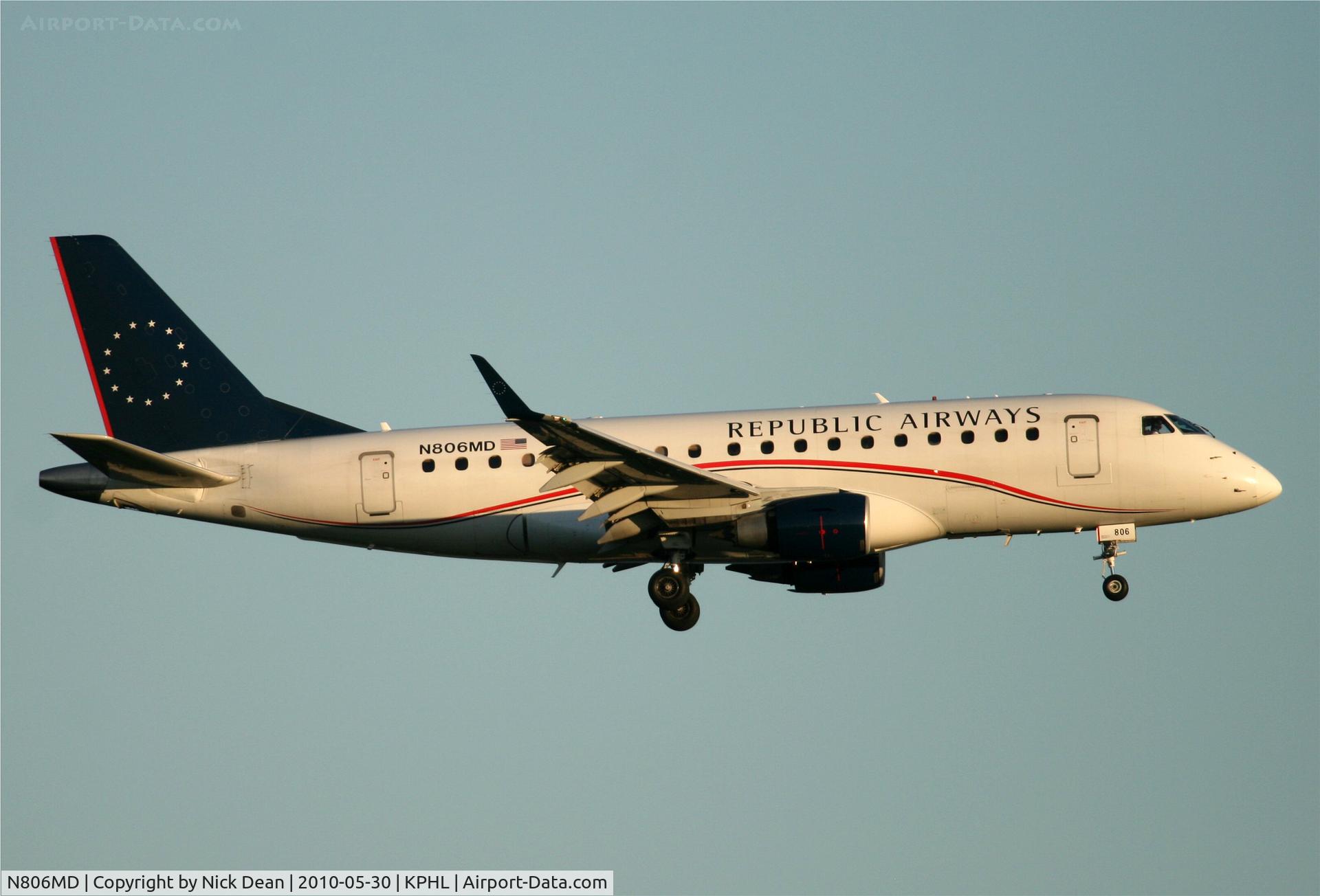 N806MD, 2004 Embraer 170SU (ERJ-170-100SU) C/N 17000019, KPHL