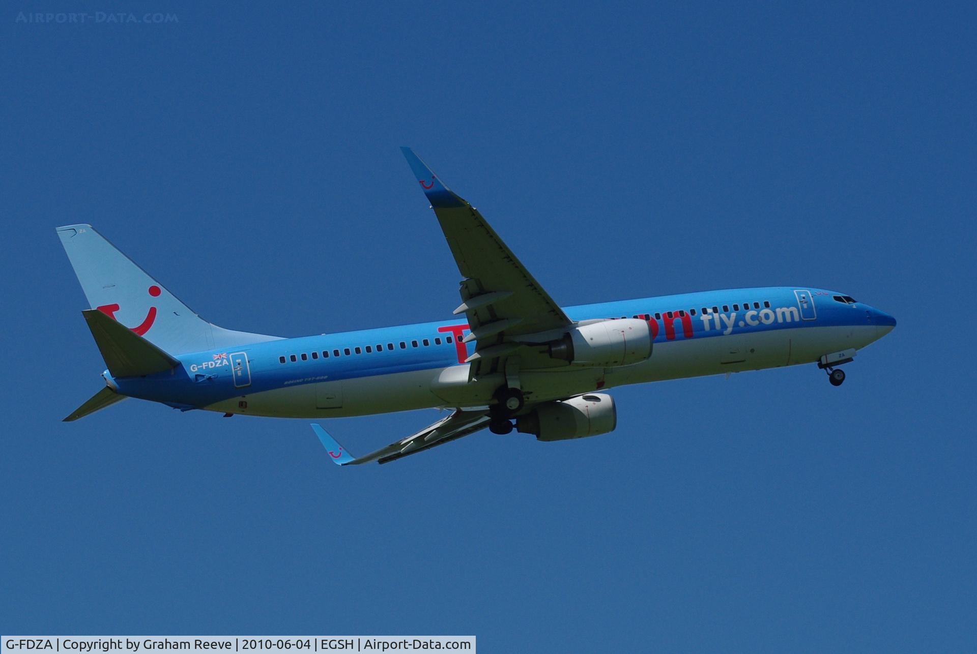 G-FDZA, 2007 Boeing 737-8K5 C/N 35134, Departing from Norwich.
