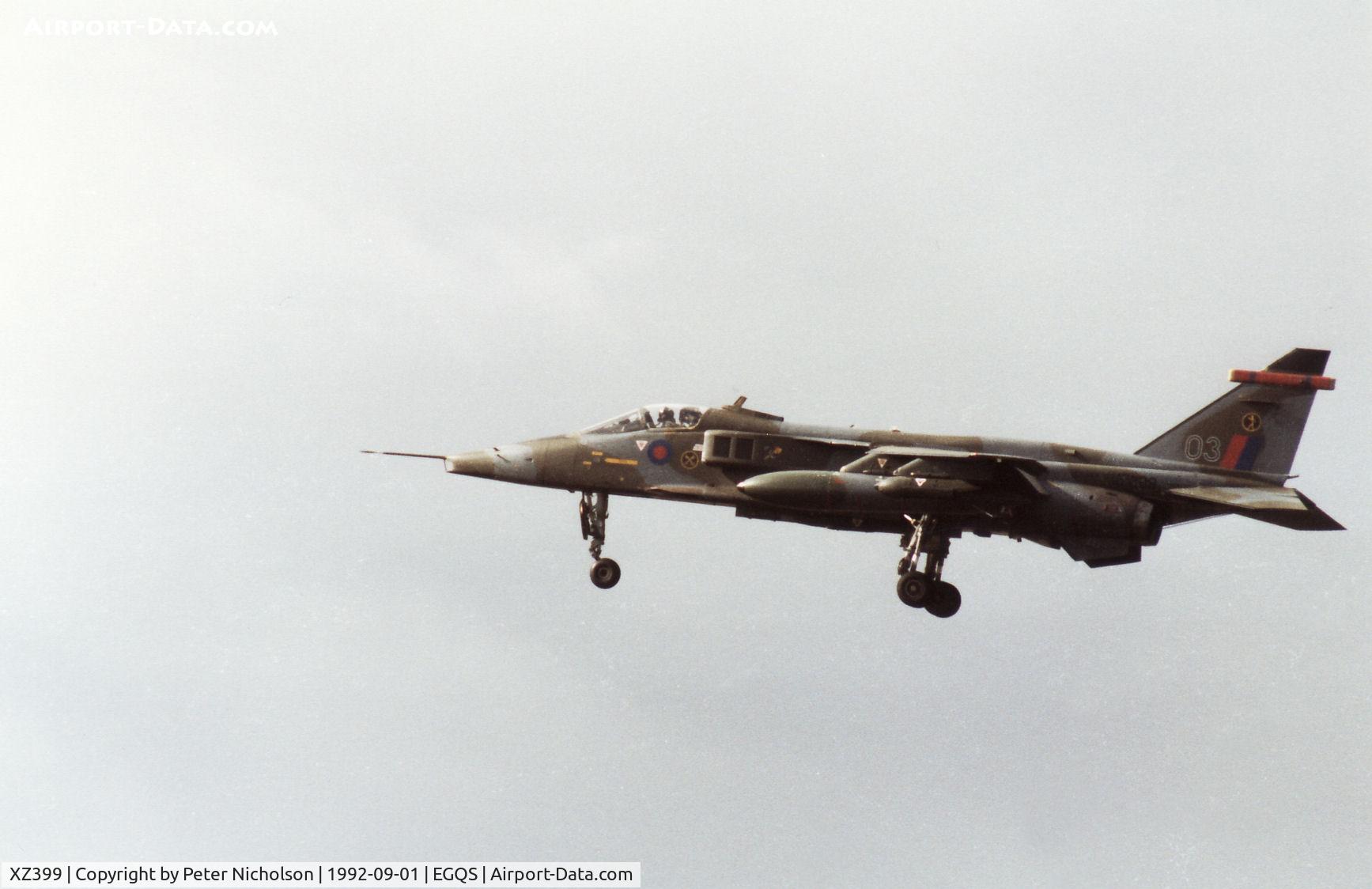 XZ399, 1977 Sepecat Jaguar GR.1A C/N S.164, Jaguar GR.1A of 226 Operational Conversion Unit landing at RAF Lossiemouth in September 1992.