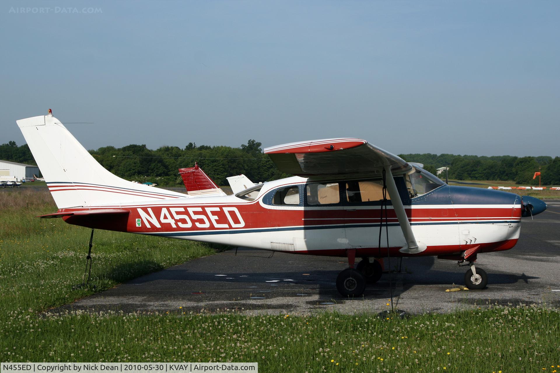 N455ED, 1962 Cessna 210 C/N 21058118, KVAY