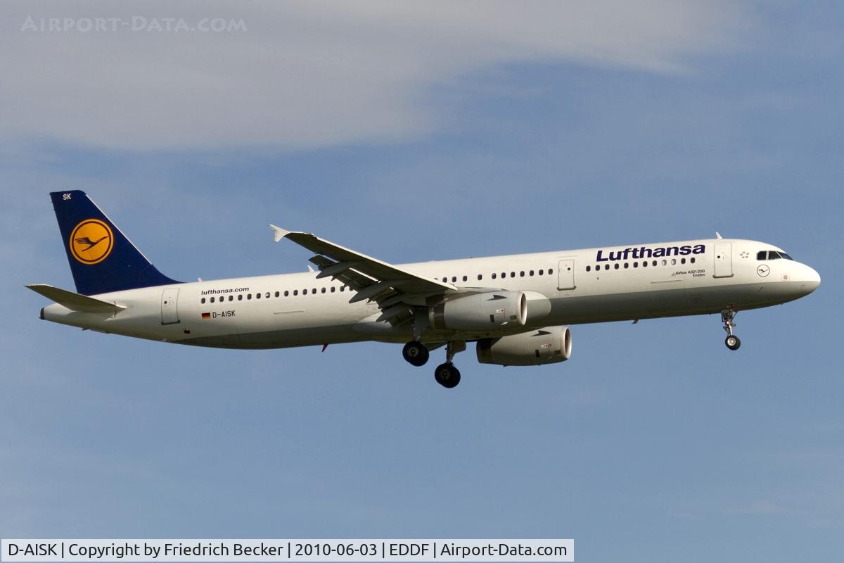 D-AISK, 2008 Airbus A321-231 C/N 3387, short final RW25R