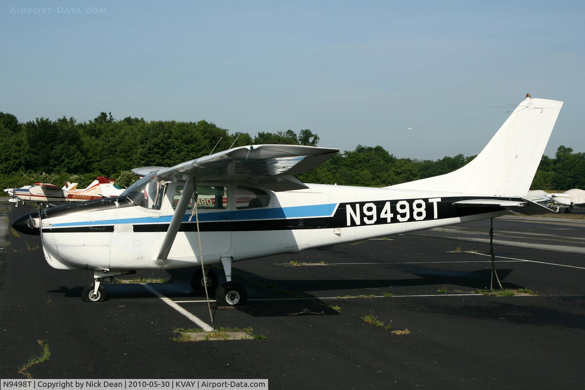 N9498T, 1960 Cessna 210 C/N 57298, KVAY