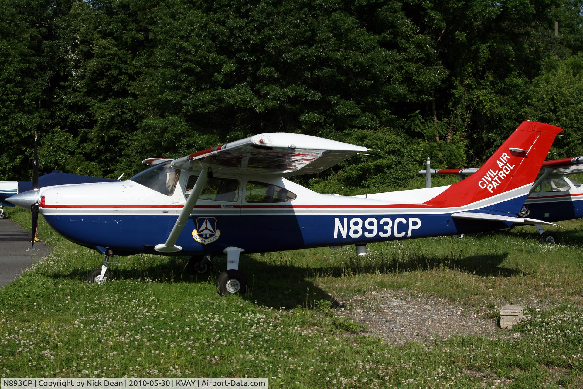 N893CP, 2006 Cessna 182T Skylane C/N 18281863, KVAY