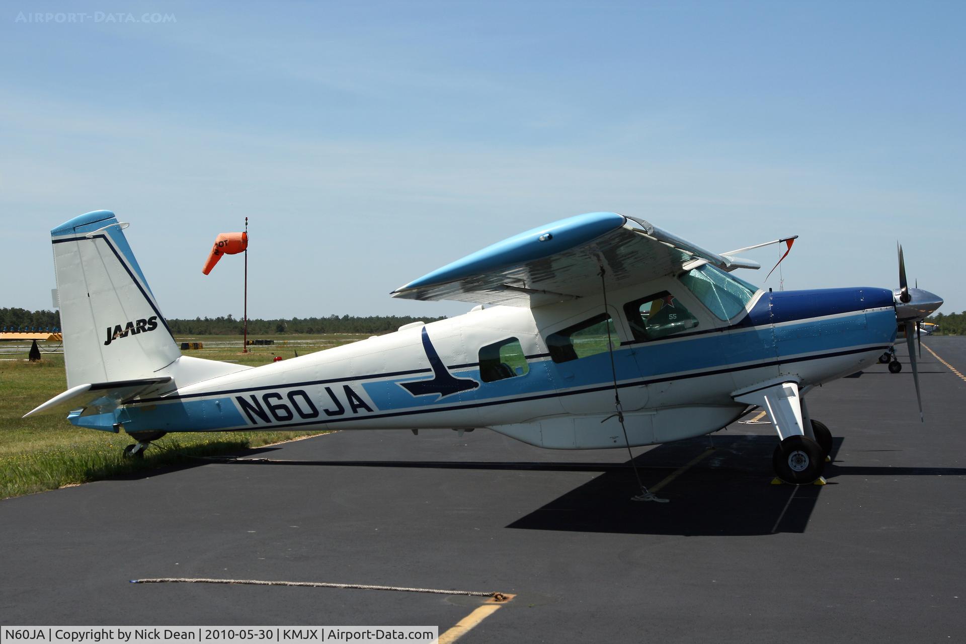 N60JA, 1967 Helio H-295/U10D C/N c/n 1240 (66-14338), KMJX