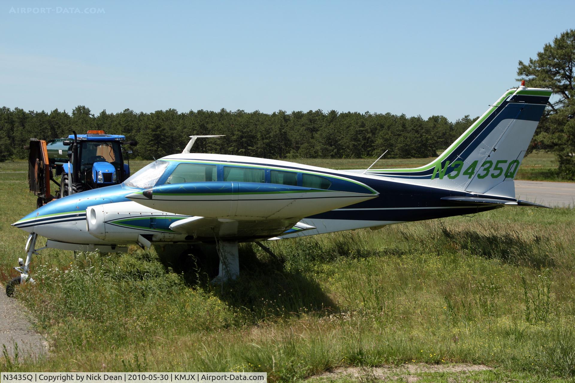 N3435Q, 1966 Cessna 320E Executive Skyknight C/N 320E0035, KMJX
