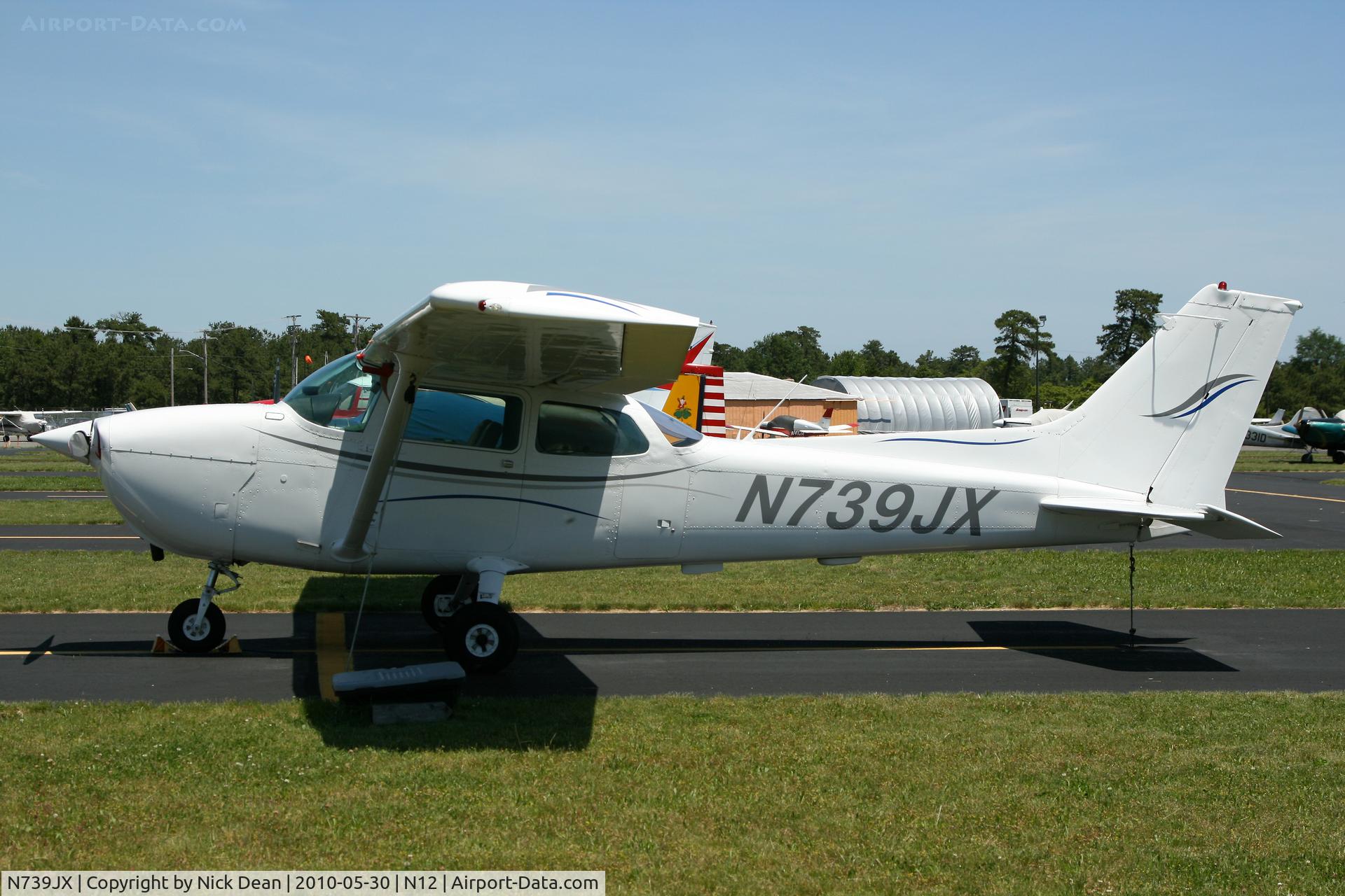 N739JX, 1978 Cessna 172N C/N 17270590, N12
