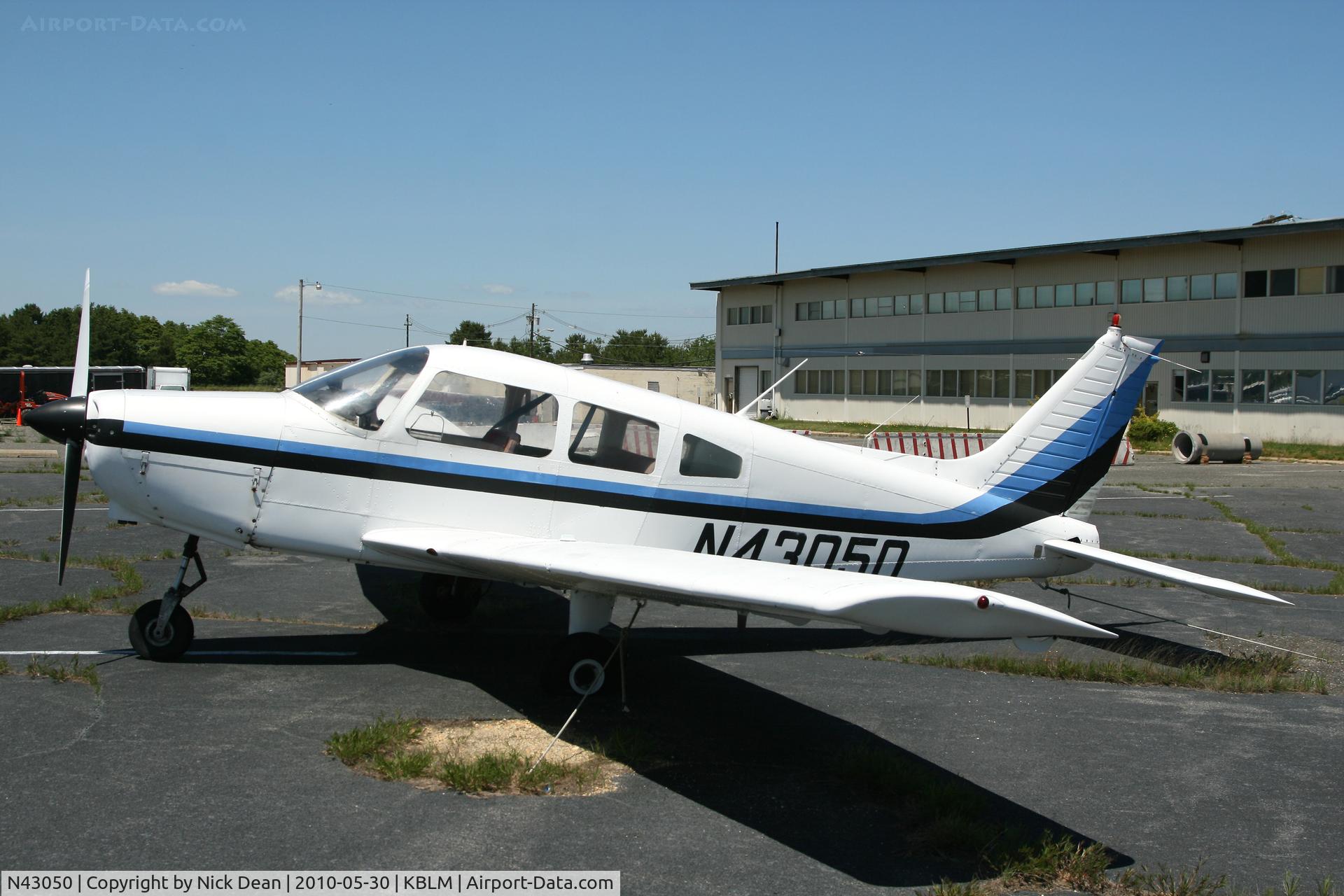 N43050, 1974 Piper PA-28-151 C/N 28-7415415, KBLM