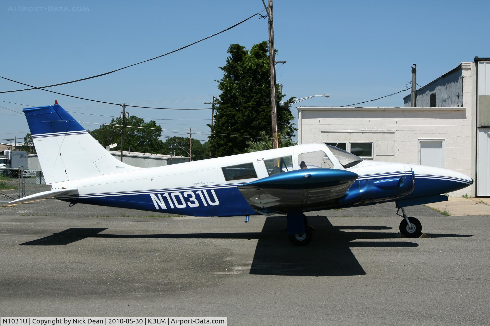 N1031U, 1971 Piper PA-34-200 C/N 34-7250012, KBLM