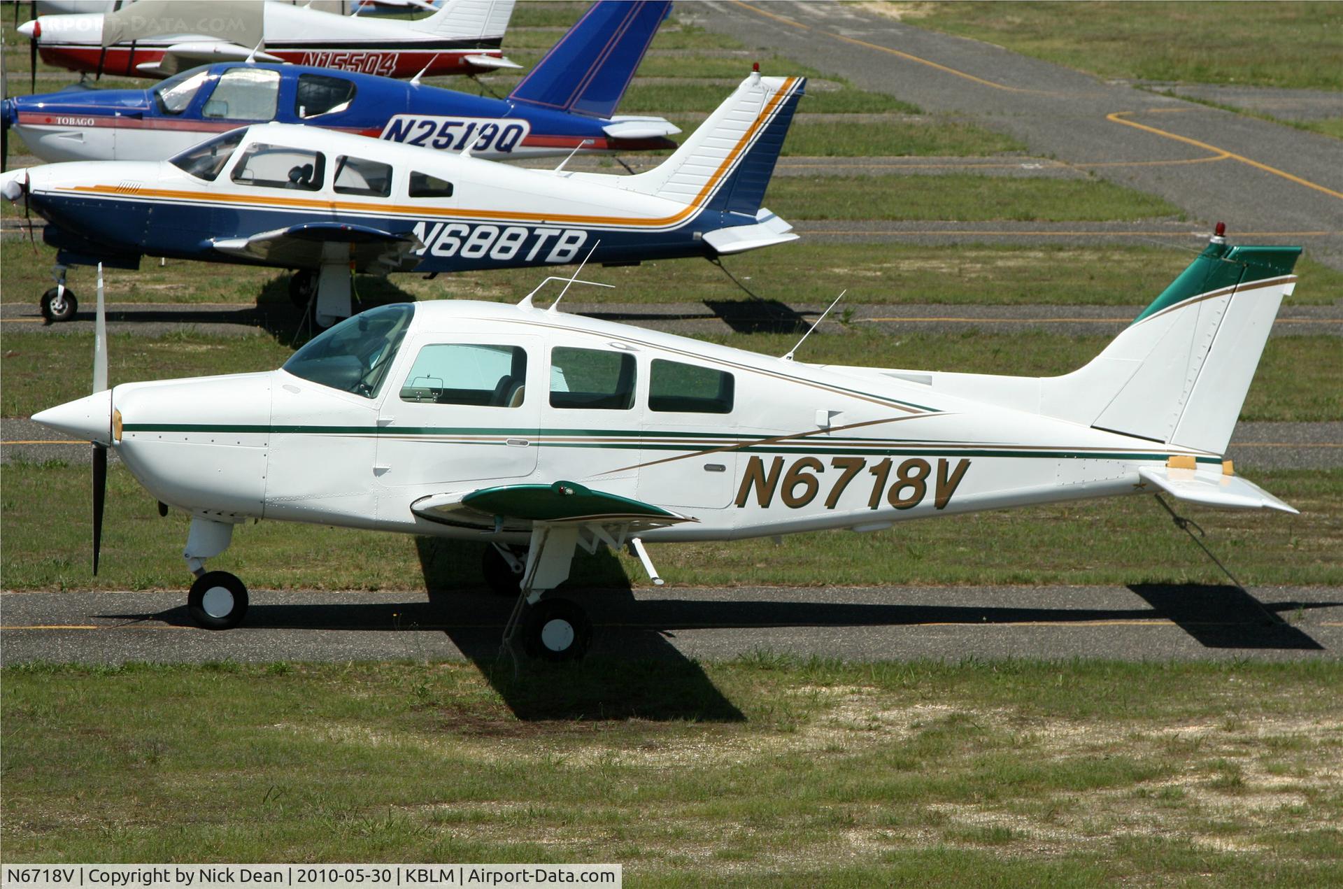 N6718V, 1980 Beech C23 Sundowner 180 C/N M-2268, KBLM