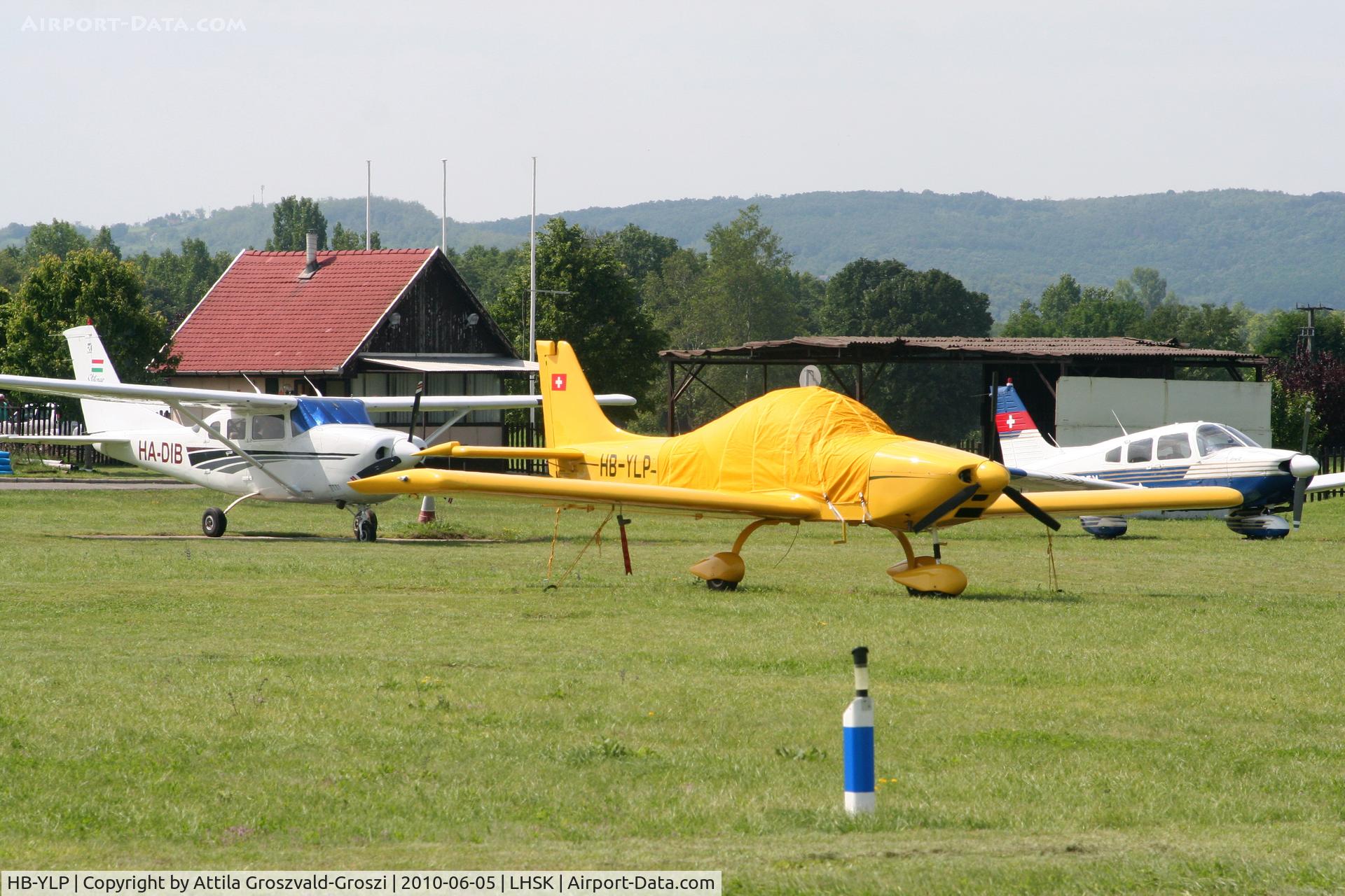 HB-YLP, 2003 Aerostyle Breezer C/N 003, Siófok-Kiliti Airport, Hungary.