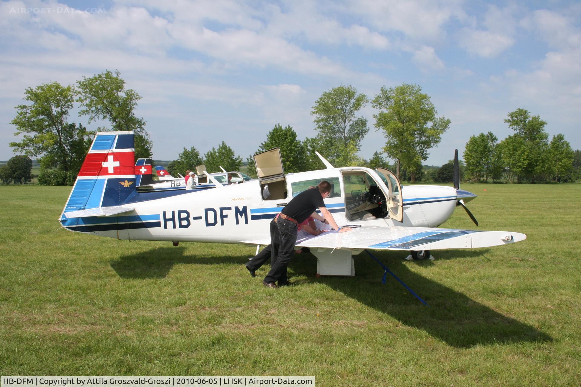 HB-DFM, 1979 Mooney M20J 201 C/N 24-0775, Siófok-Kiliti Airport, Hungary.